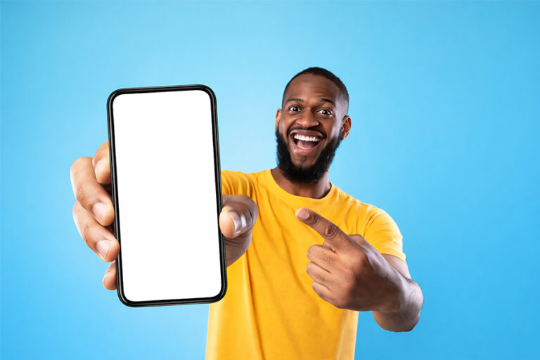 holding_phone